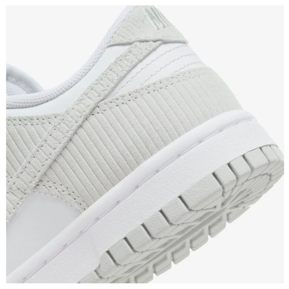 Nike Dunk Silver Corduroy Womens 6.5 STOCK X VERIFIED - Picture 8 of 9